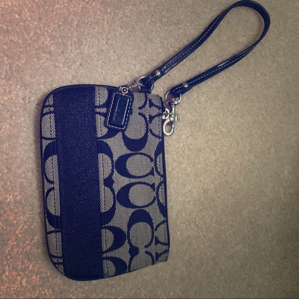 Black Coach Wristlet!